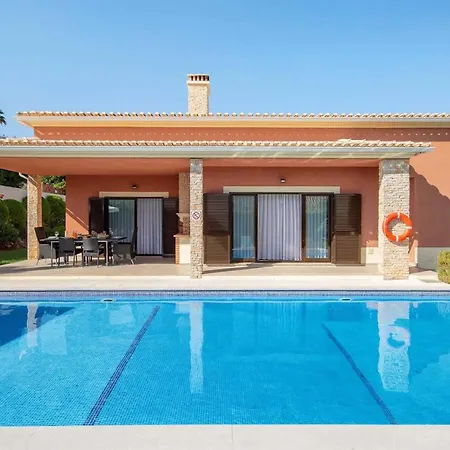 Azul Villa