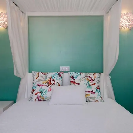 Azul